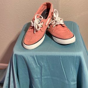 Sperry boat shoe size 7